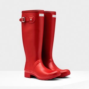 Red Hunter Tour Boots - size 8, Great Condition!